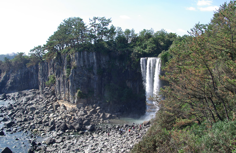 오피투어 핫플레이스 제주정방폭포